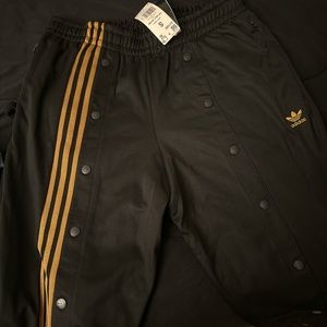 IVY PARK Black & Gold Sweatpants